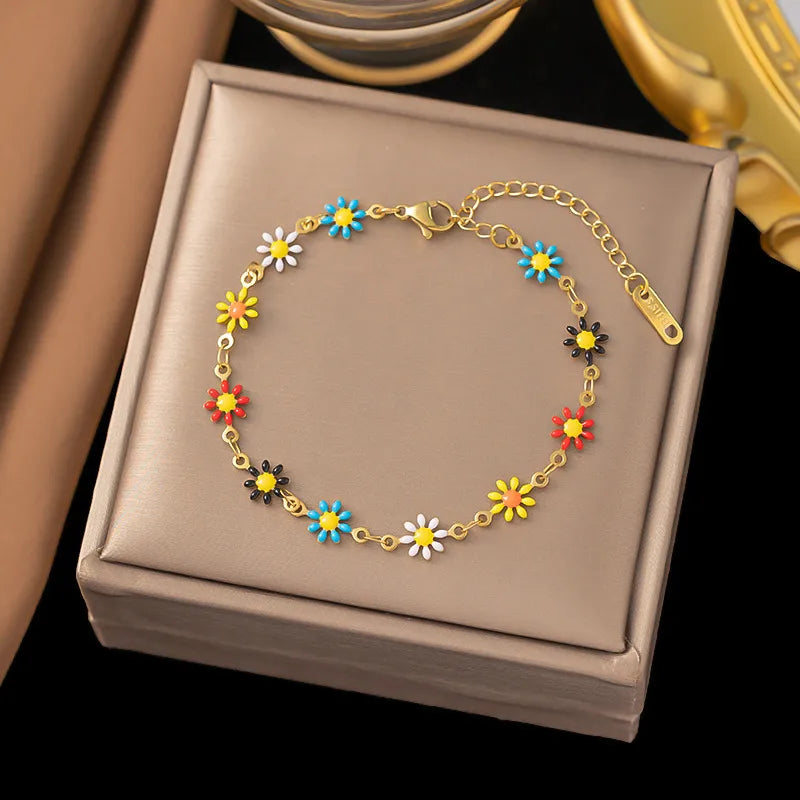 Memory Lane Daisies Bracelet