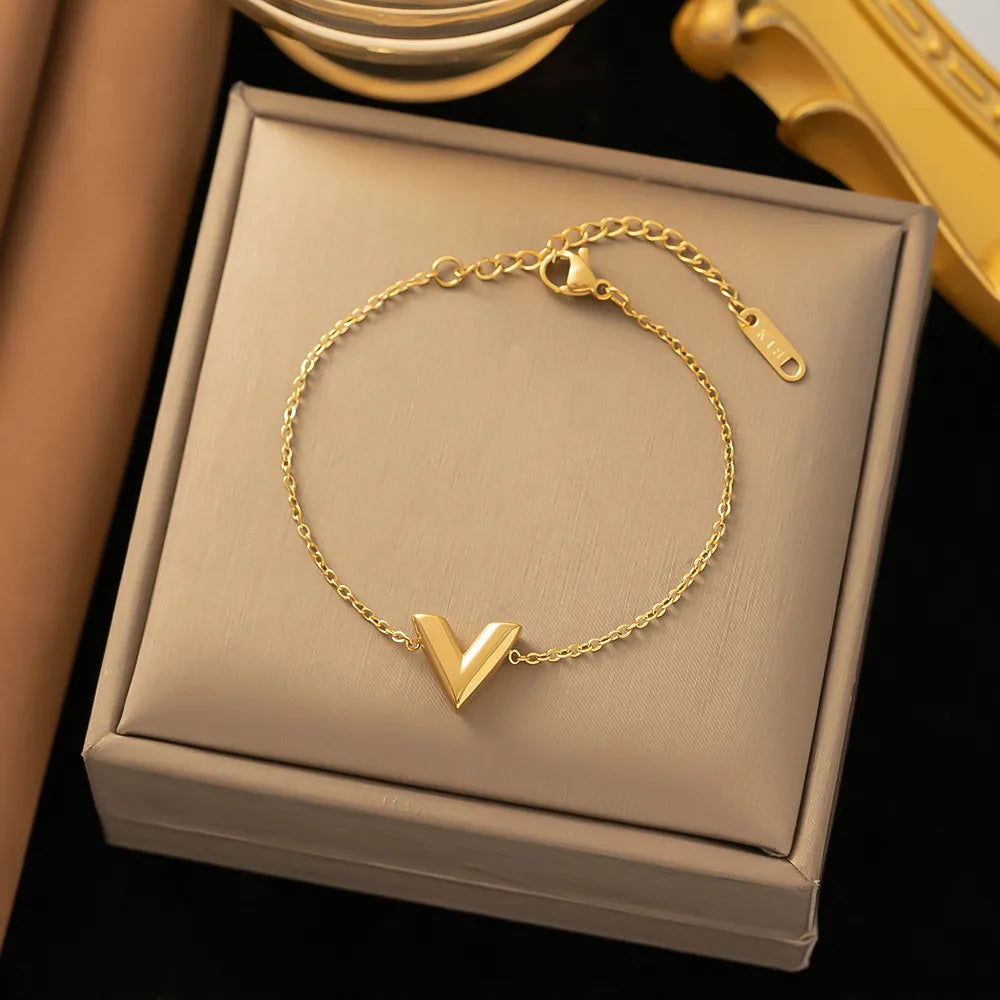 The Verity Heart Bracelet